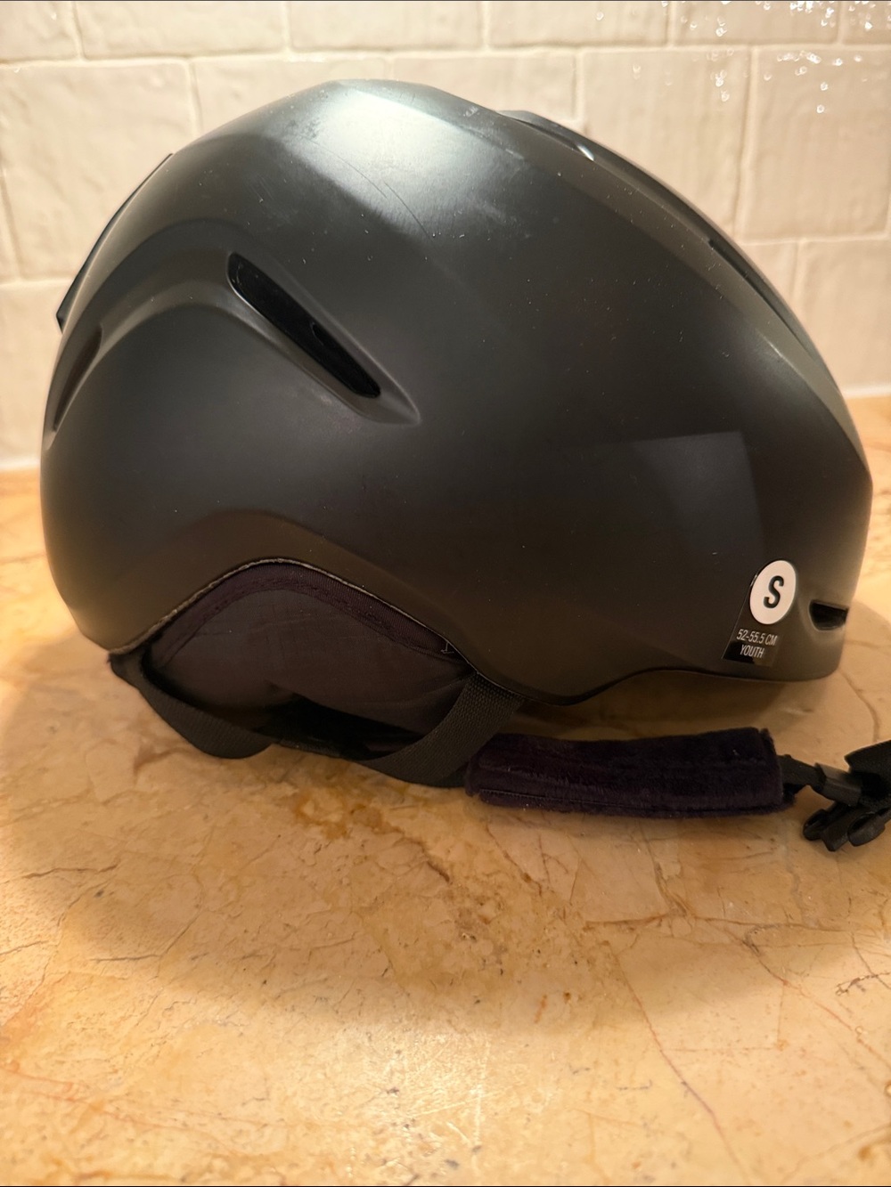 Youth Small Black Giro Protective Ski Helmet original packaging